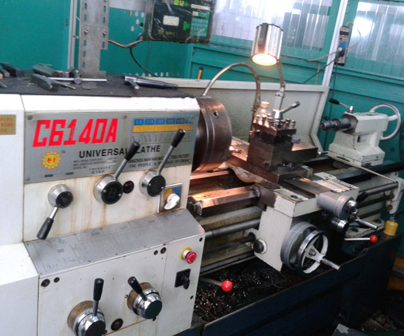 Universal Lathe